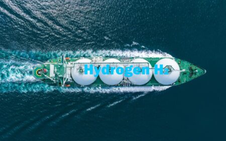 Exploring the Potential: Green Hydrogen and the Shipping Industry – Can Green Hydrogen Float the Future of Shipping?